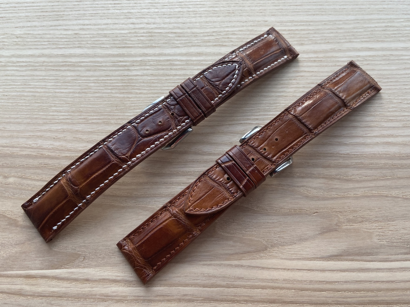 Ремешки для часов из кожи аллигатора