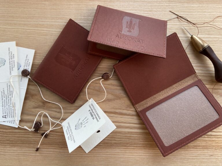 Обложки для адвокатских удостоверений